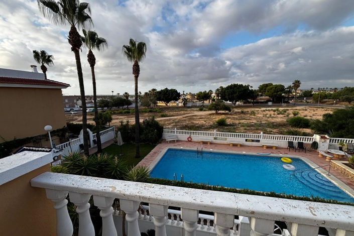 Image No.34-4 Bed Townhouse for sale