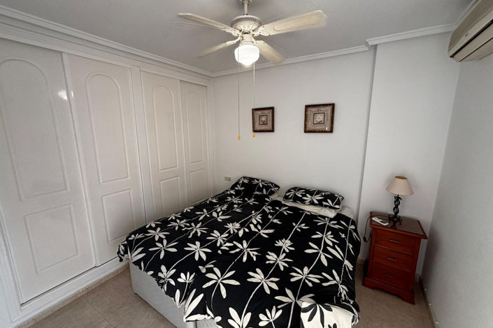 Image No.40-4 Bed Townhouse for sale