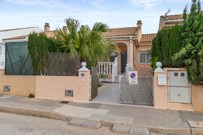 Image No.20-2 Bed Townhouse for sale