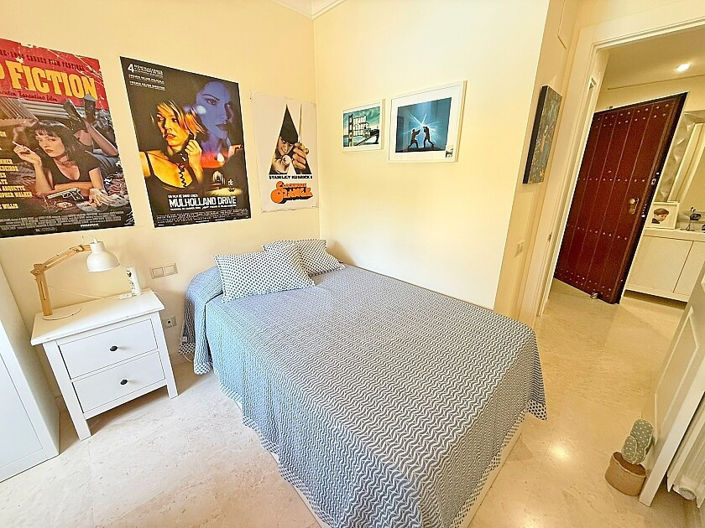 Image No.18-3 Bed Apartment for sale