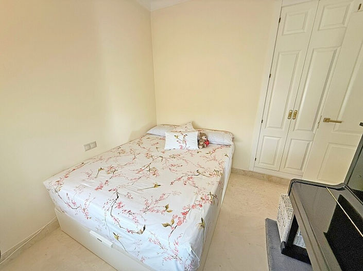 Image No.22-3 Bed Apartment for sale