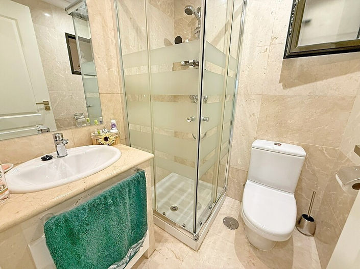 Image No.28-3 Bed Apartment for sale