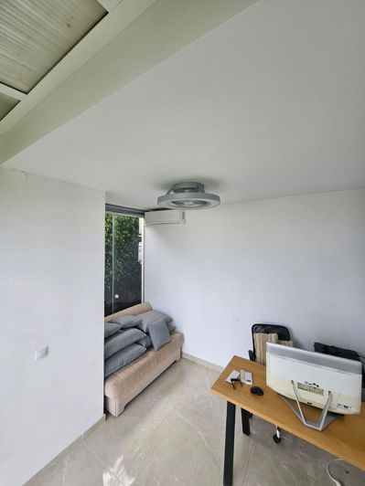 Image No.29-4 Bed Townhouse for sale