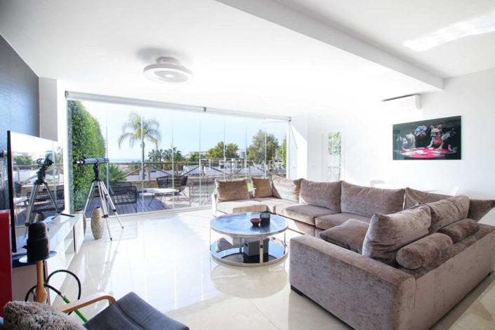 Image No.8-4 Bed Townhouse for sale
