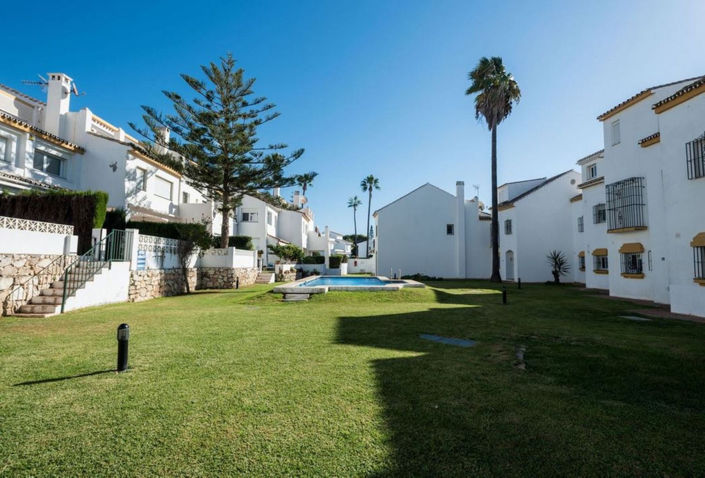 Image No.20-4 Bed Townhouse for sale
