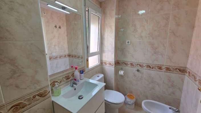 Image No.17-2 Bed Apartment for sale