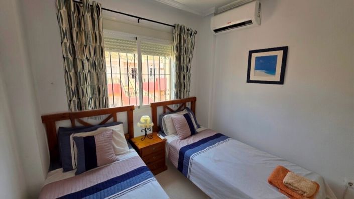 Image No.20-2 Bed Apartment for sale
