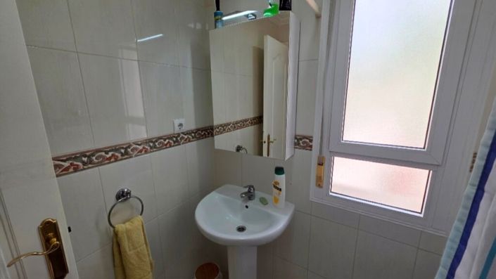 Image No.22-2 Bed Apartment for sale