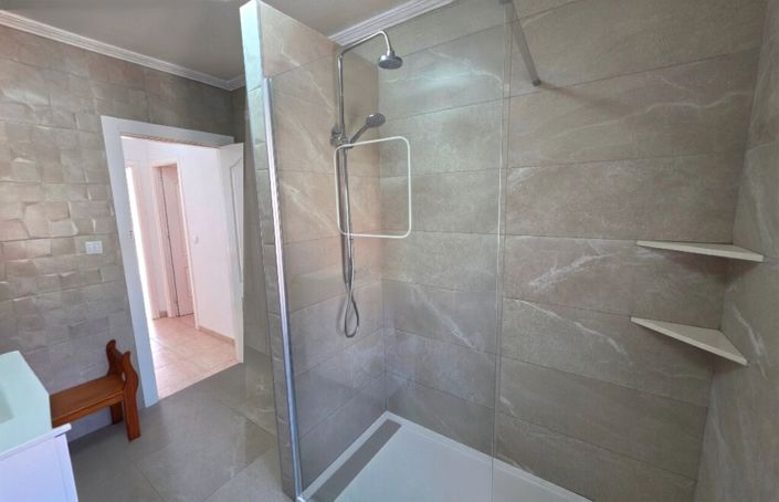Image No.22-3 Bed Apartment for sale