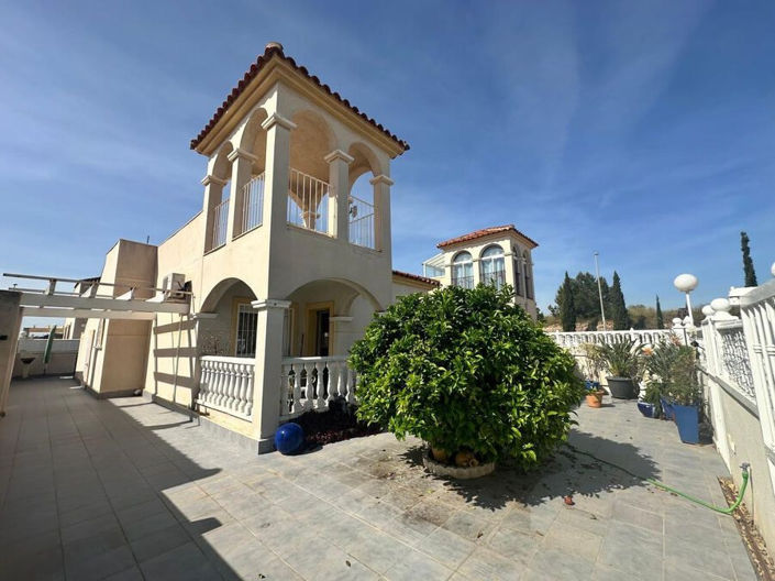 Image No.27-2 Bed Villa for sale