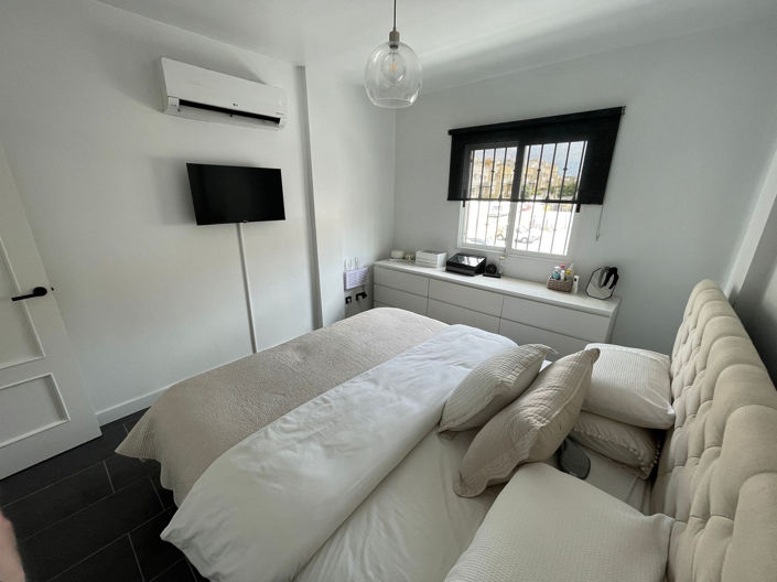 Image No.23-3 Bed Townhouse for sale