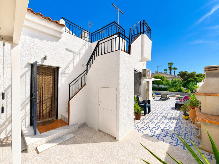 Image No.18-4 Bed Villa for sale