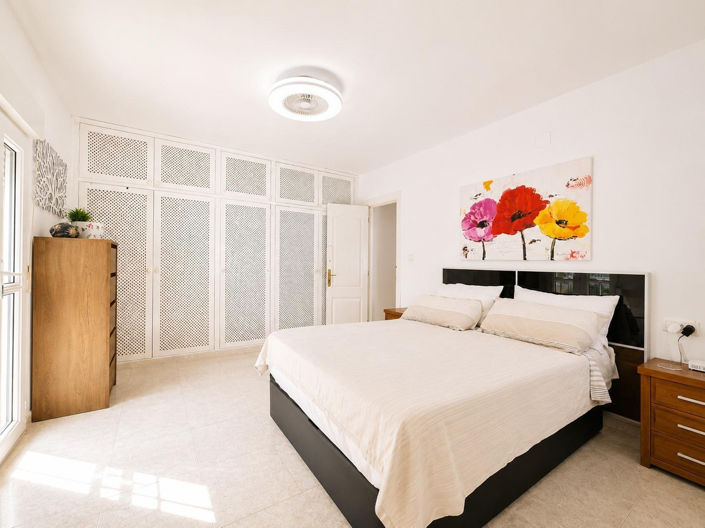 Image No.37-4 Bed Villa for sale