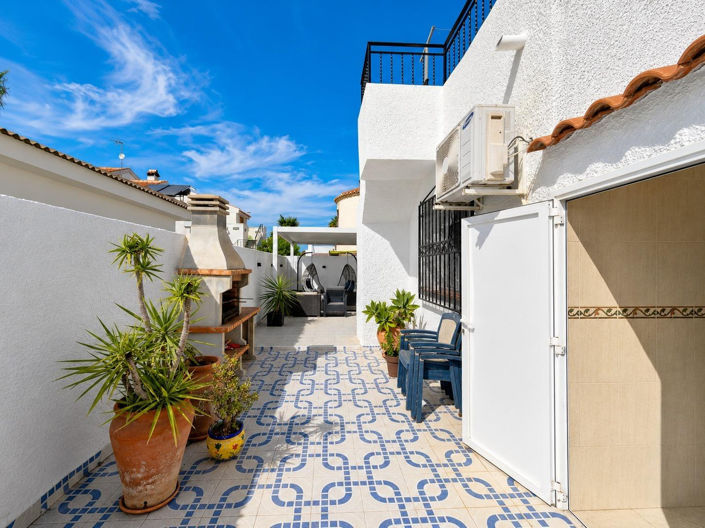 Image No.7-4 Bed Villa for sale