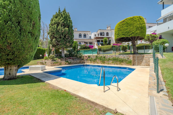 Image No.37-4 Bed Townhouse for sale