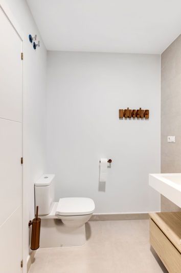 Image No.25-2 Bed Penthouse for sale