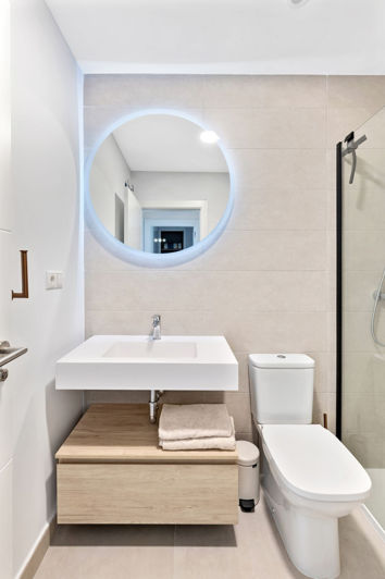Image No.28-2 Bed Penthouse for sale