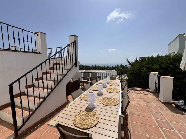 Image No.23-6 Bed Villa for sale
