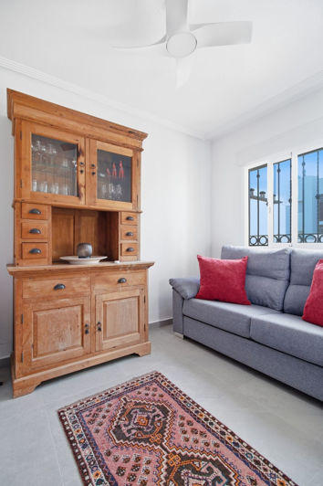Image No.21-2 Bed Apartment for sale