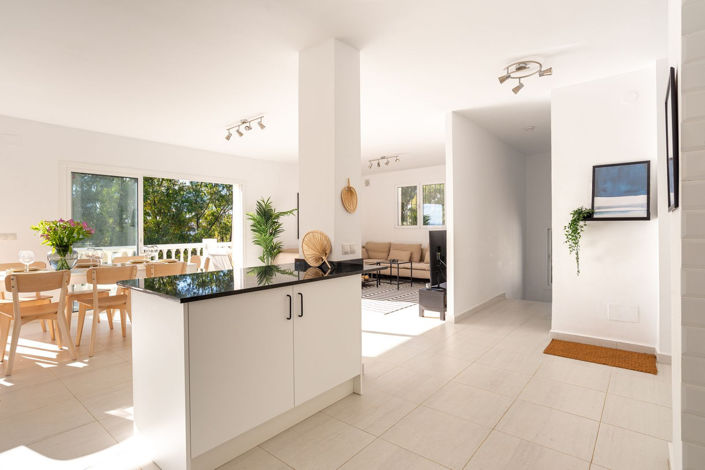 Image No.19-3 Bed Villa for sale