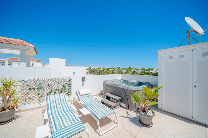 Image No.41-2 Bed Penthouse for sale