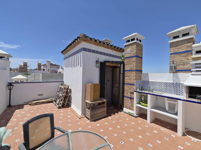Image No.17-2 Bed Property for sale