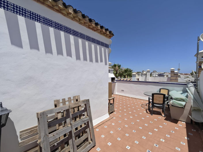 Image No.18-2 Bed Property for sale