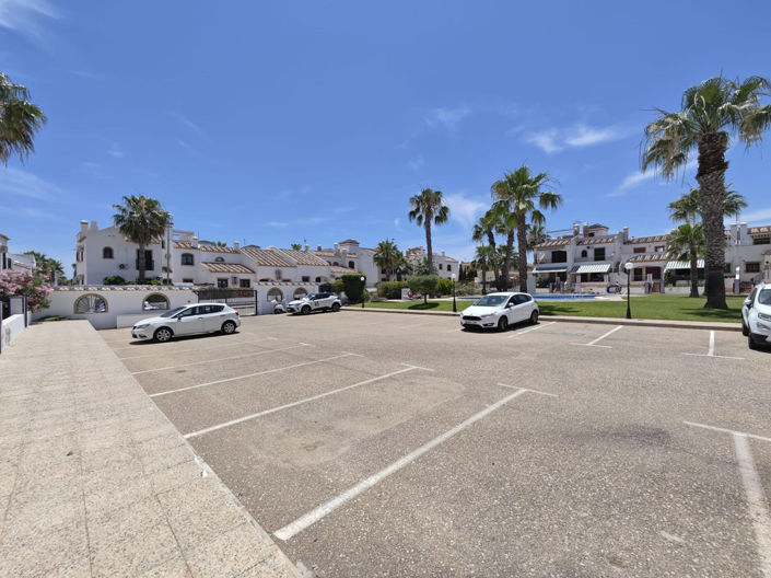 Image No.20-2 Bed Property for sale