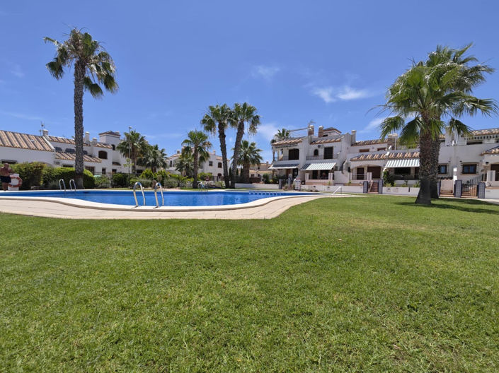 Image No.22-2 Bed Property for sale