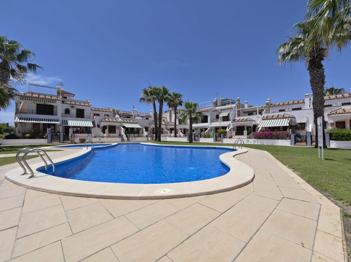 Image No.23-2 Bed Property for sale