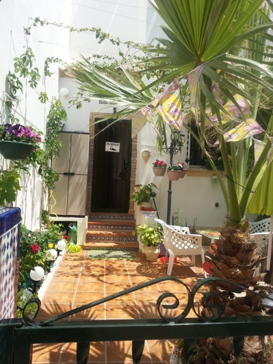 Image No.25-2 Bed Property for sale