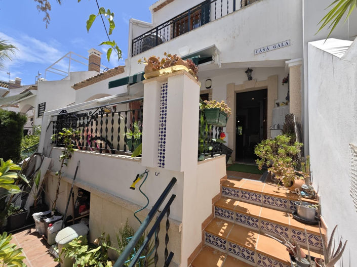 Image No.9-2 Bed Property for sale