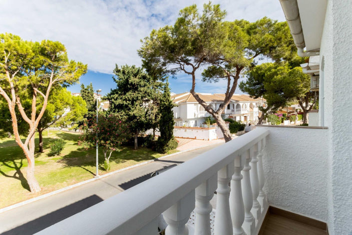 Image No.5-3 Bed Townhouse for sale