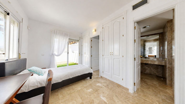 Image No.27-3 Bed Penthouse for sale