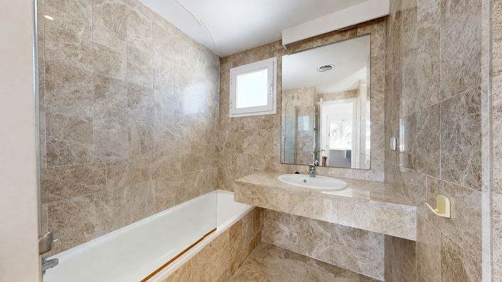 Image No.31-3 Bed Penthouse for sale