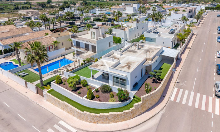 Image No.43-3 Bed Villa for sale