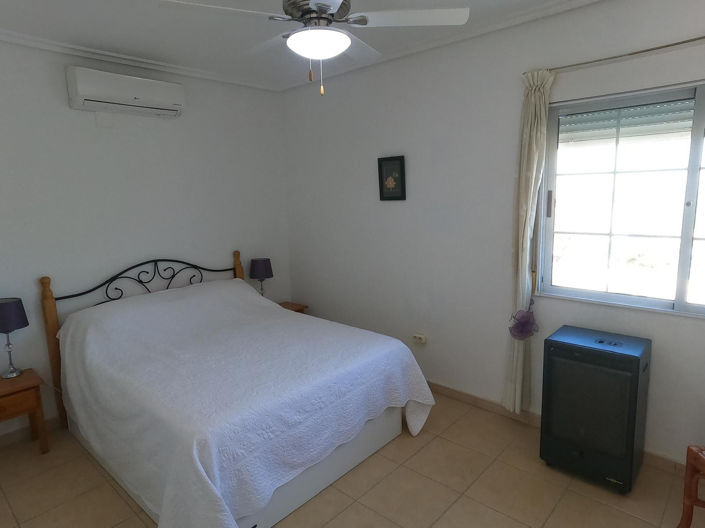 Image No.37-4 Bed Villa for sale