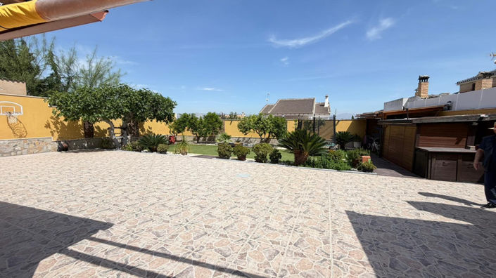 Image No.38-5 Bed Villa for sale