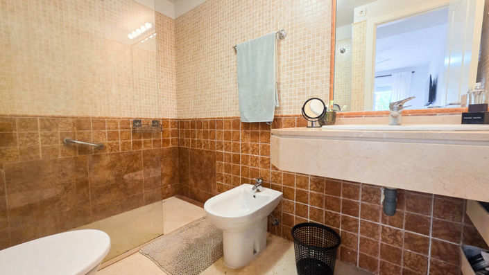 Image No.7-2 Bed Apartment for sale