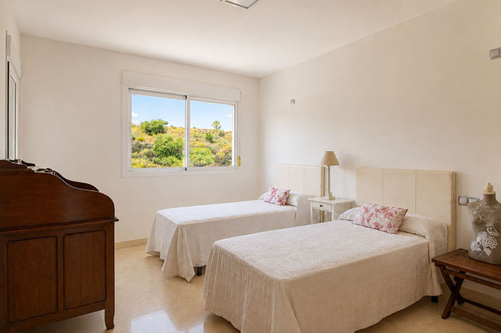 Image No.16-3 Bed Townhouse for sale