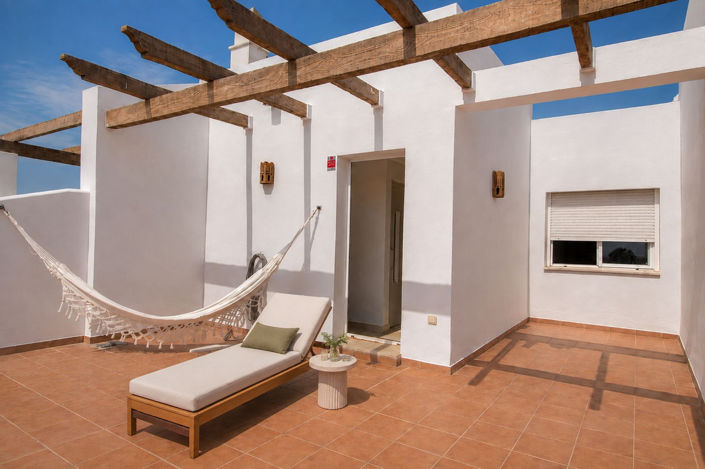 Image No.26-3 Bed Townhouse for sale