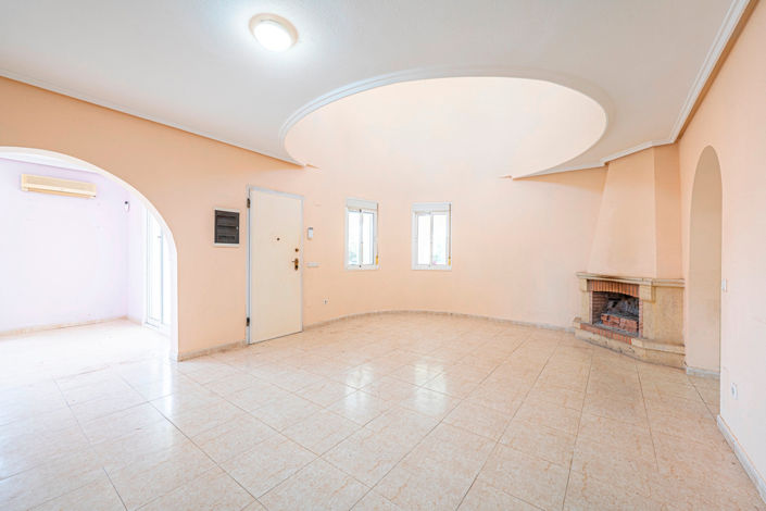 Image No.5-3 Bed Villa for sale