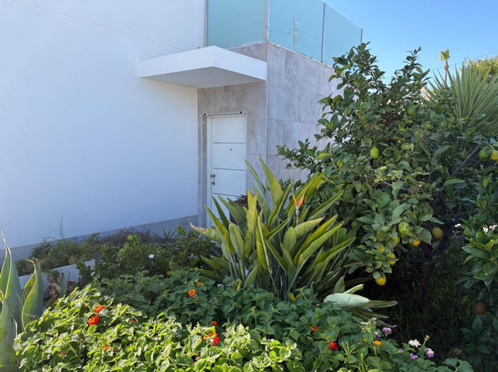 Image No.5-2 Bed Villa for sale