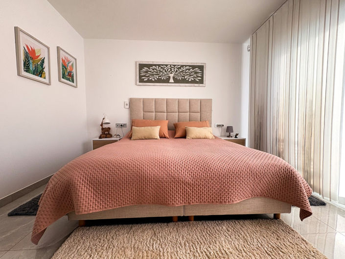 Image No.16-3 Bed Semi-Detached for sale
