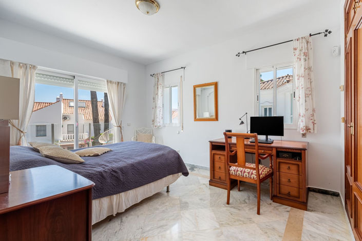 Image No.18-3 Bed Villa for sale