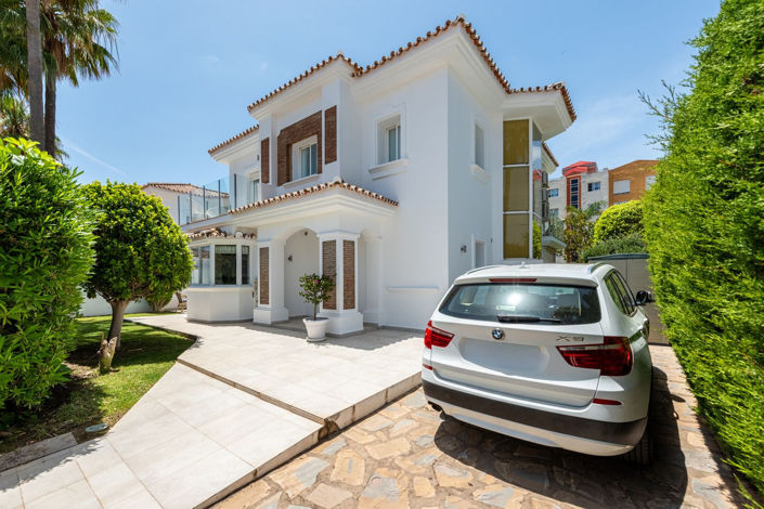 Image No.25-3 Bed Villa for sale