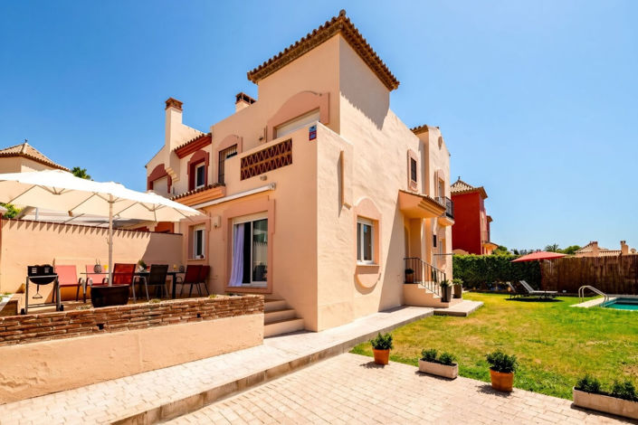 Image No.21-4 Bed Semi-Detached for sale