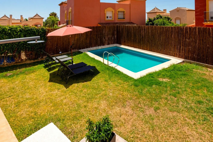 Image No.33-4 Bed Semi-Detached for sale