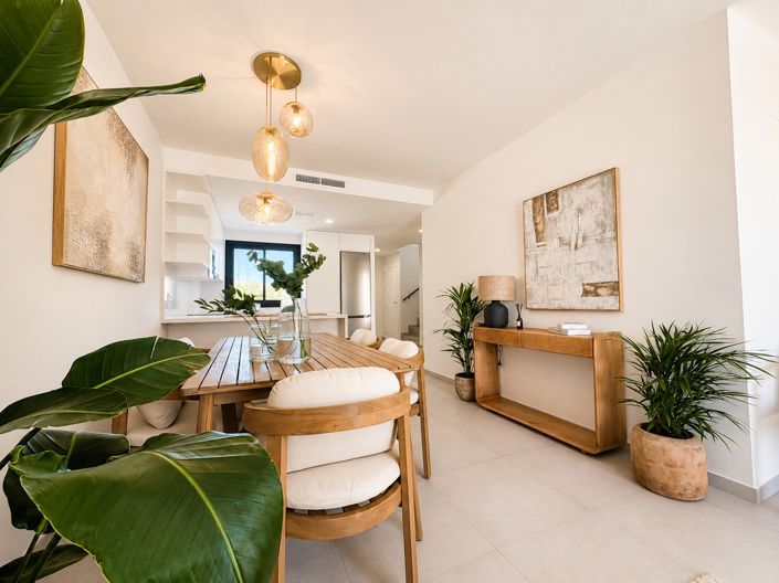 Image No.9-3 Bed Townhouse for sale
