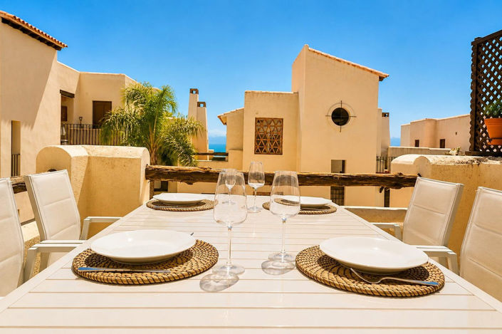 Image No.20-3 Bed Townhouse for sale